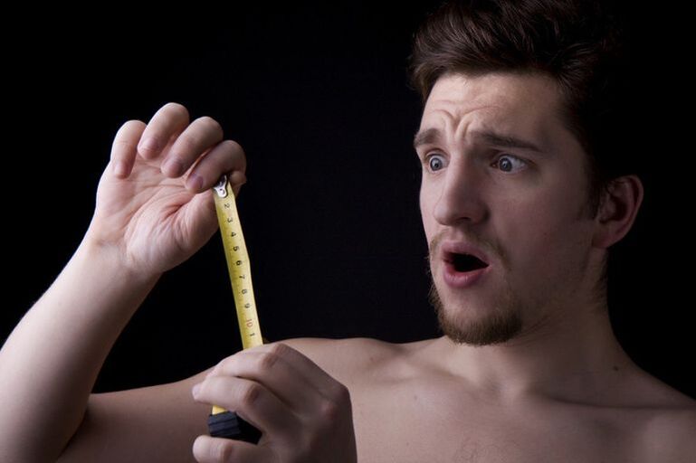 the man measured the member before increasing the pomp